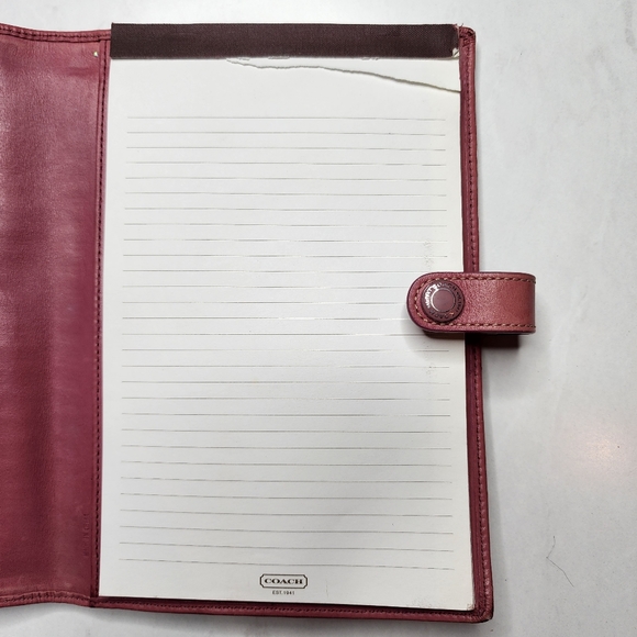Vintage COACH Planner - Picture 4 of 9
